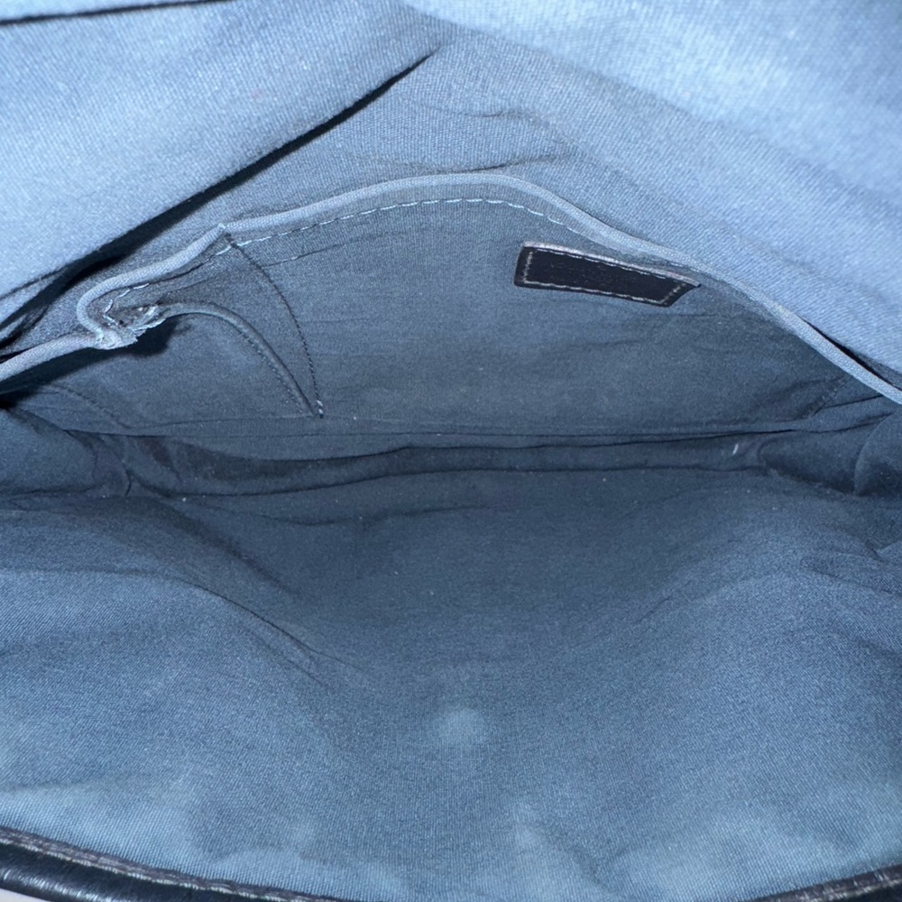 Louis Vuitton Black and Gray Crossbody Bag - Picture 4 of 9